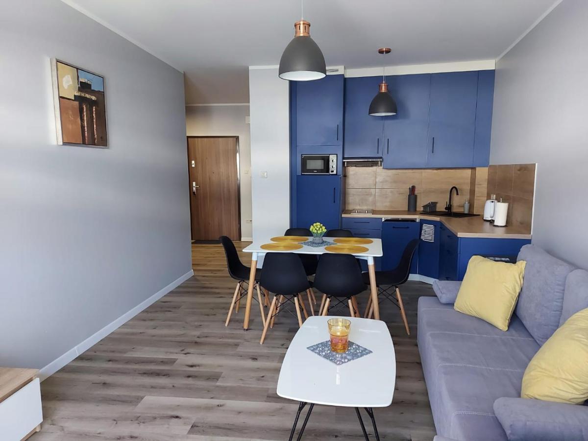 Apartamenty Z Tarasami "Mietowy Spokoj 15" "Romantyczna Szarosc 16" "Niebieska Elegancja 17" Maksymalnie Dla 6 Osob Поберово Экстерьер фото